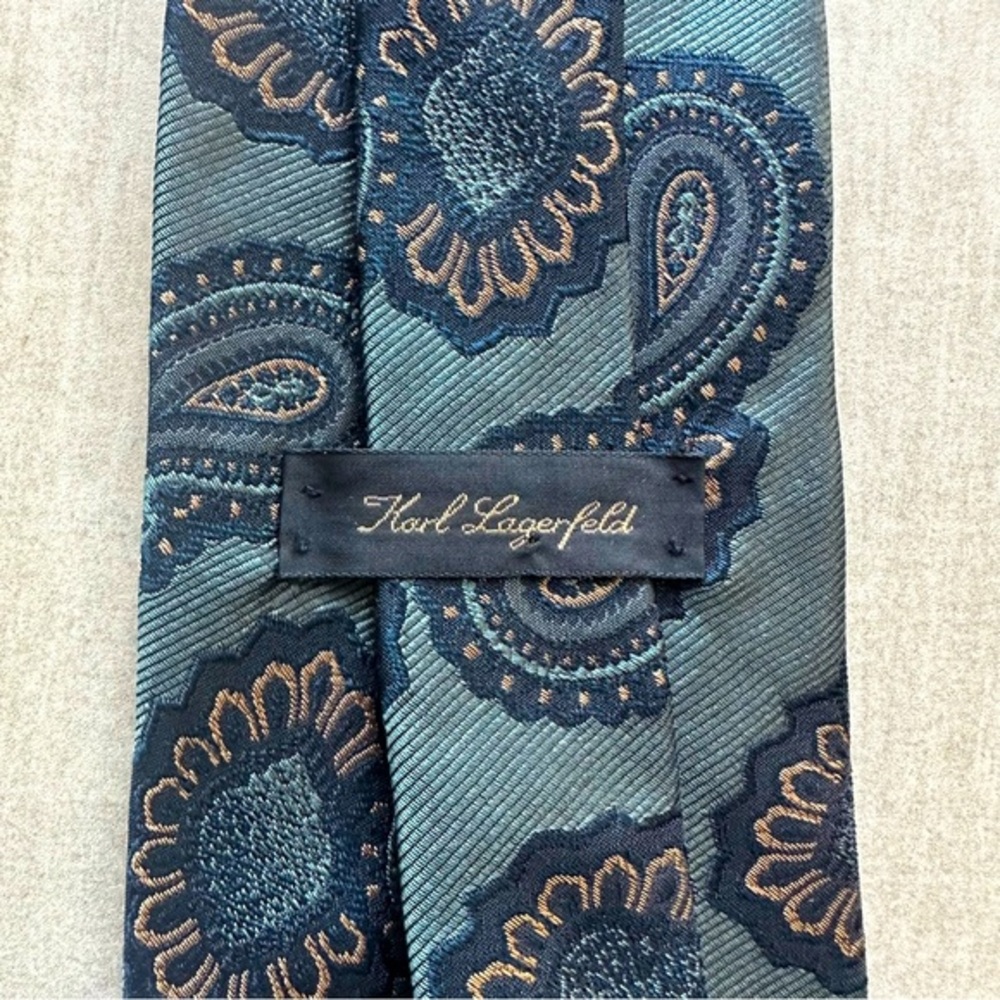 Karl Lagerfield Classic Teal & Tan Paisley Tie
